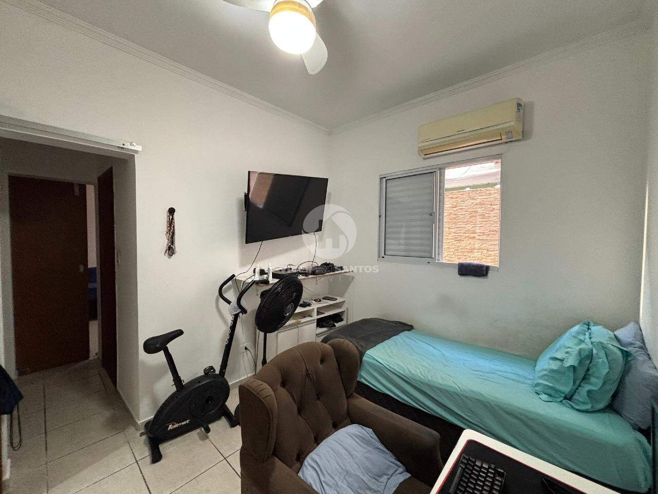 Casa Sobreposta Baixa com 3 quartos, quintal e 2 vagas de garagem Macuco - Santos/SP em Macuco, Santos — foto 10