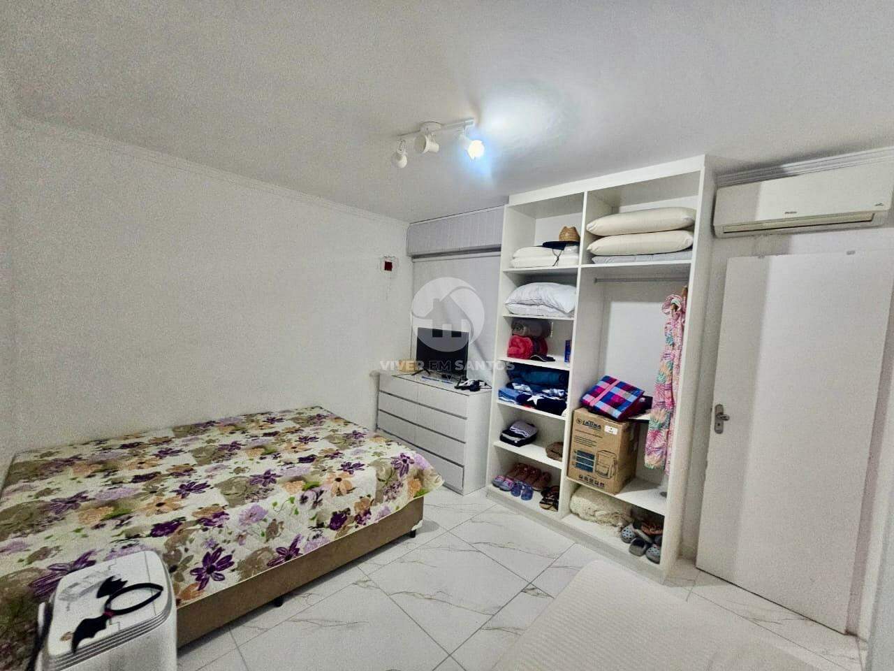 Apartamento 1 Dorm. Mobiliado reformado – 52m² + vaga em Santos (José Menino) | Lado direito em José Menino, Santos — foto 5