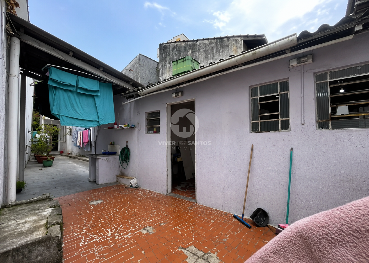 Casa residencial à venda na Encruzilhada (Frente) | 3 quartos, 2 salas e 2 vagas em Encruzilhada, Santos — foto 2