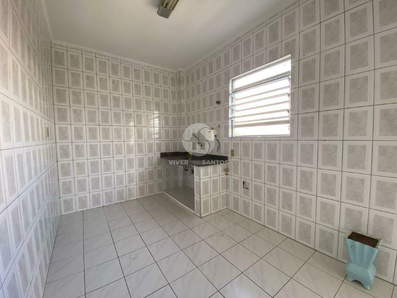 Apartamento de 2 dormitorios bem espaçosos e bem ventilados - Vila Mathias Santos/SP em Vila Mathias, Santos — foto 12
