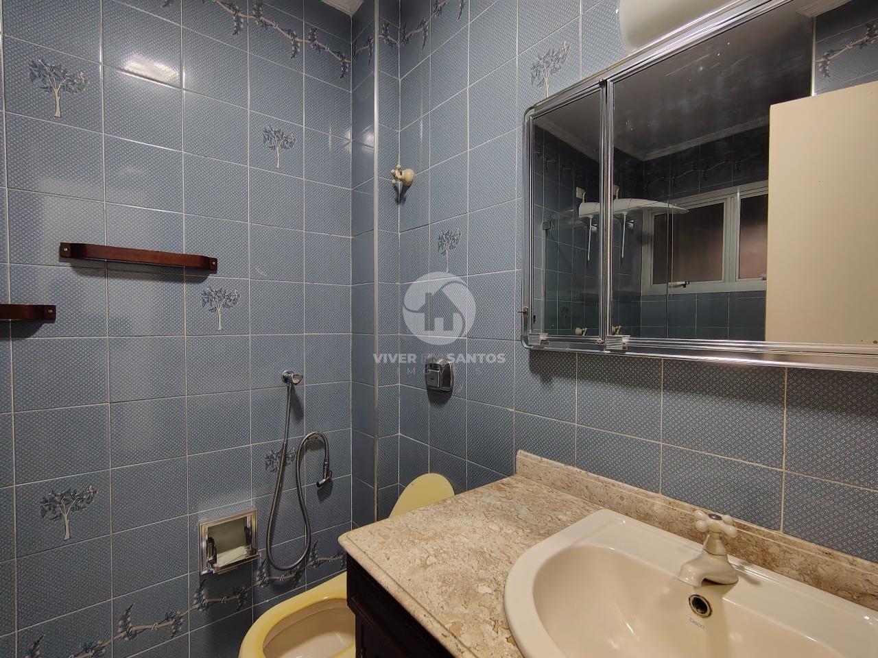 Apartamento 2 Dormitórios, Suíte, de Frente e Próximo à Praia no José Menino - Santos SP em José Menino, Santos — foto 11