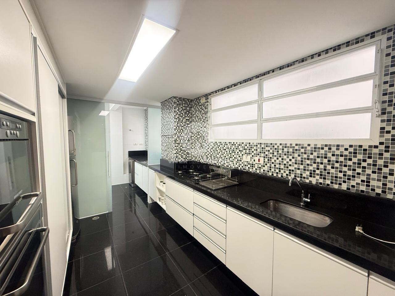 Apartamento 2 Dormitórios, Suíte, Porteira Fechada e 1 Quadra da Praia no Gonzaga - Santos SP em Gonzaga, Santos — foto 18