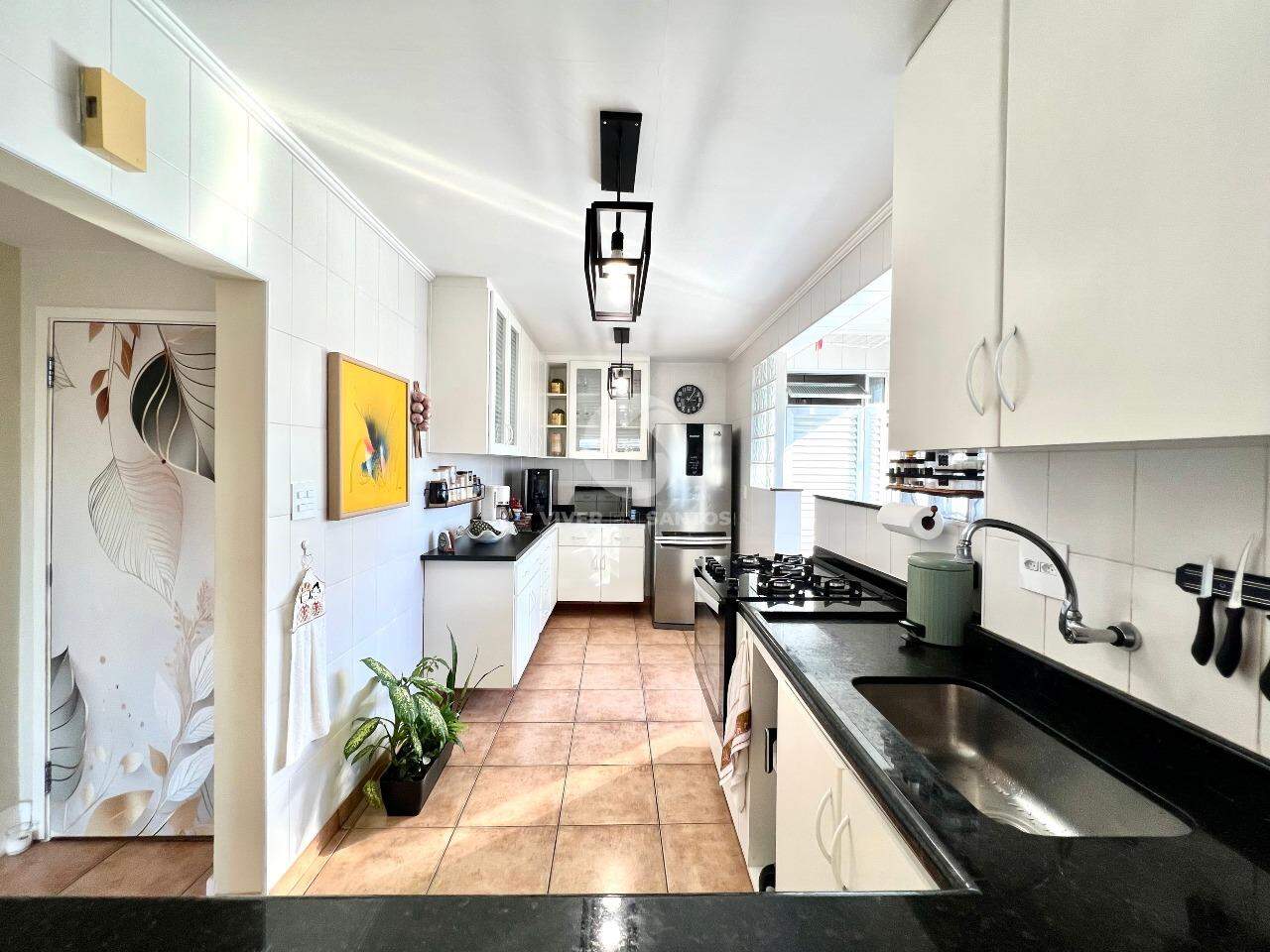 Lindo Apartamento 2 Dormitórios, Porteira Fechada, quadra da praia, Pompéia - Santos SP em Pompéia, Santos — foto 14