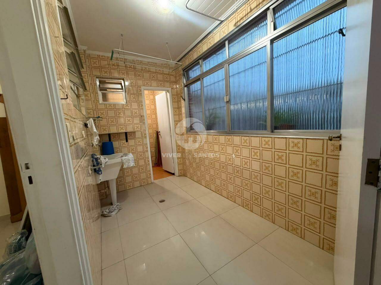 Apartamento 3 Dormitórios, 1 Vaga Demarcada e Próximo à Praia na Pompéia - Santos SP em Pompéia, Santos — foto 12