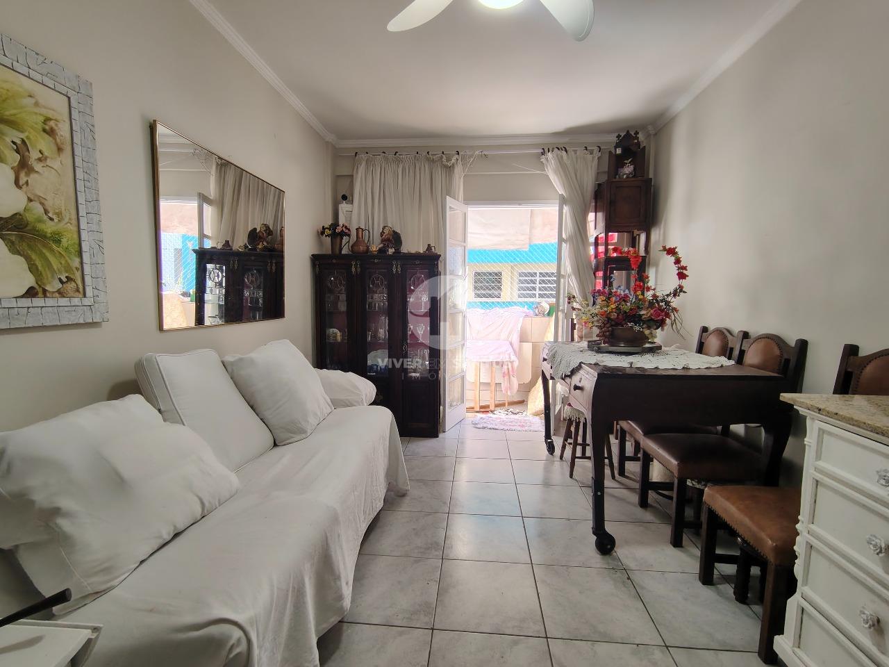 Apartamento 1 Dormitório, Sacada e Meia Quadra da Praia na Ponta da Praia - Santos SP em Ponta da Praia, Santos — foto 2