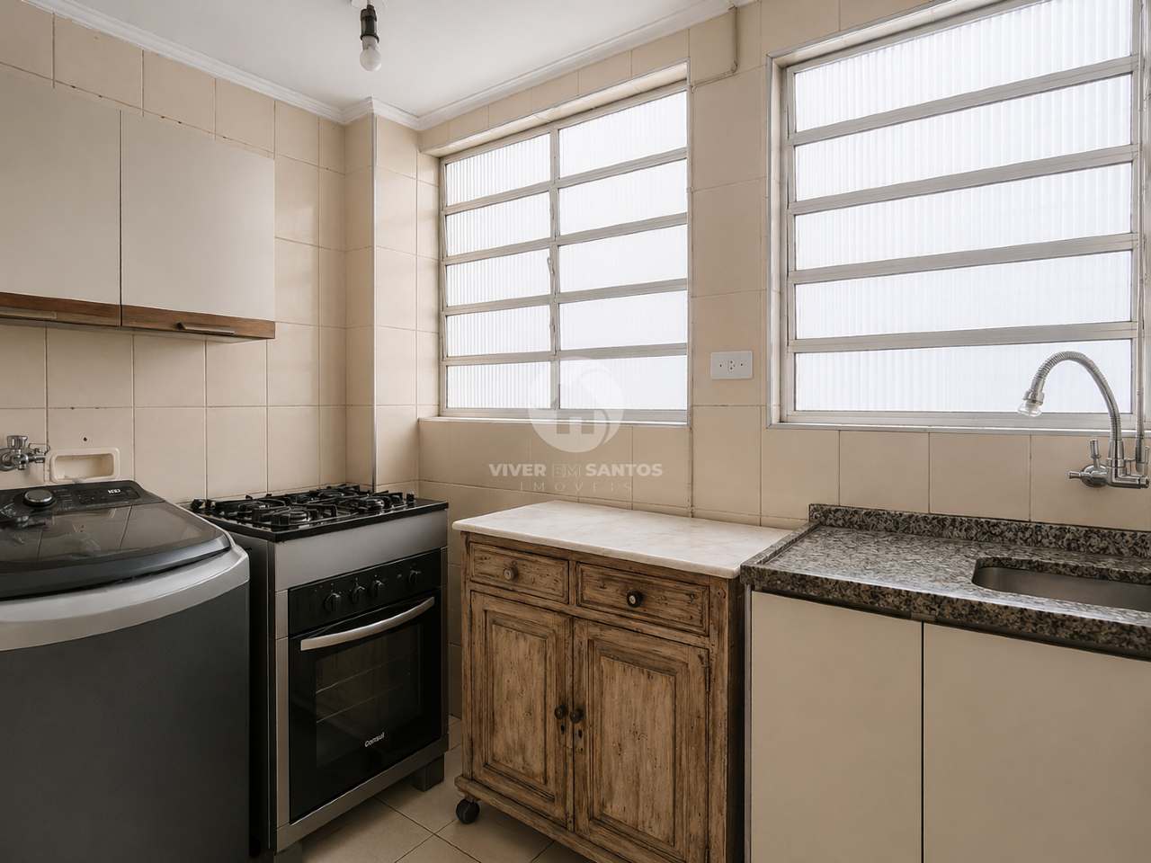 Apartamento 1 Dormitório, Sacada e Meia Quadra da Praia na Ponta da Praia - Santos SP em Ponta da Praia, Santos — foto 10