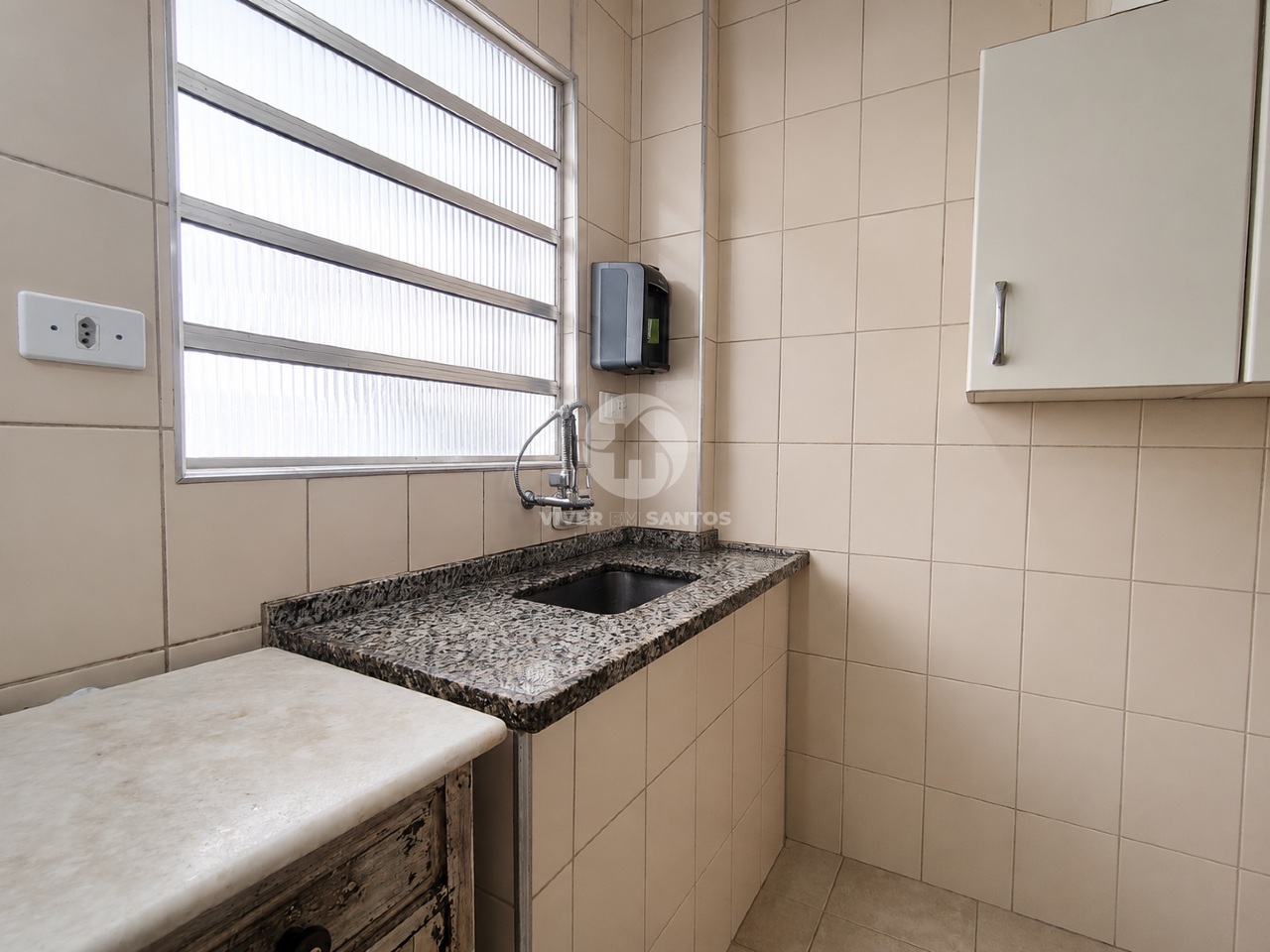 Apartamento 1 Dormitório, Sacada e Meia Quadra da Praia na Ponta da Praia - Santos SP em Ponta da Praia, Santos — foto 8