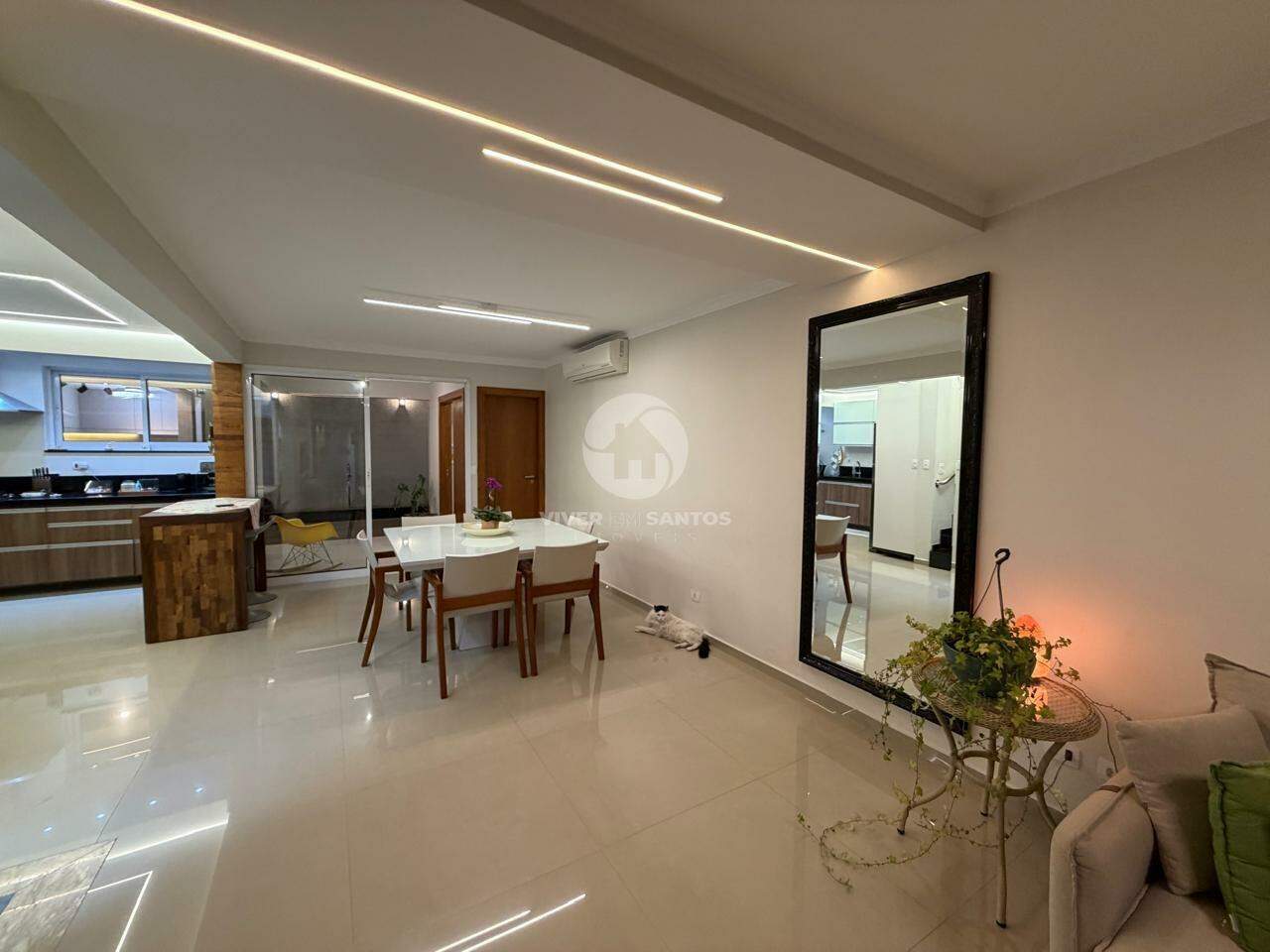 Casa 3 Suítes, 3 Vagas, Mobiliada e Alto Padrão no Gonzaga - Santos SP em Gonzaga, Santos — foto 5