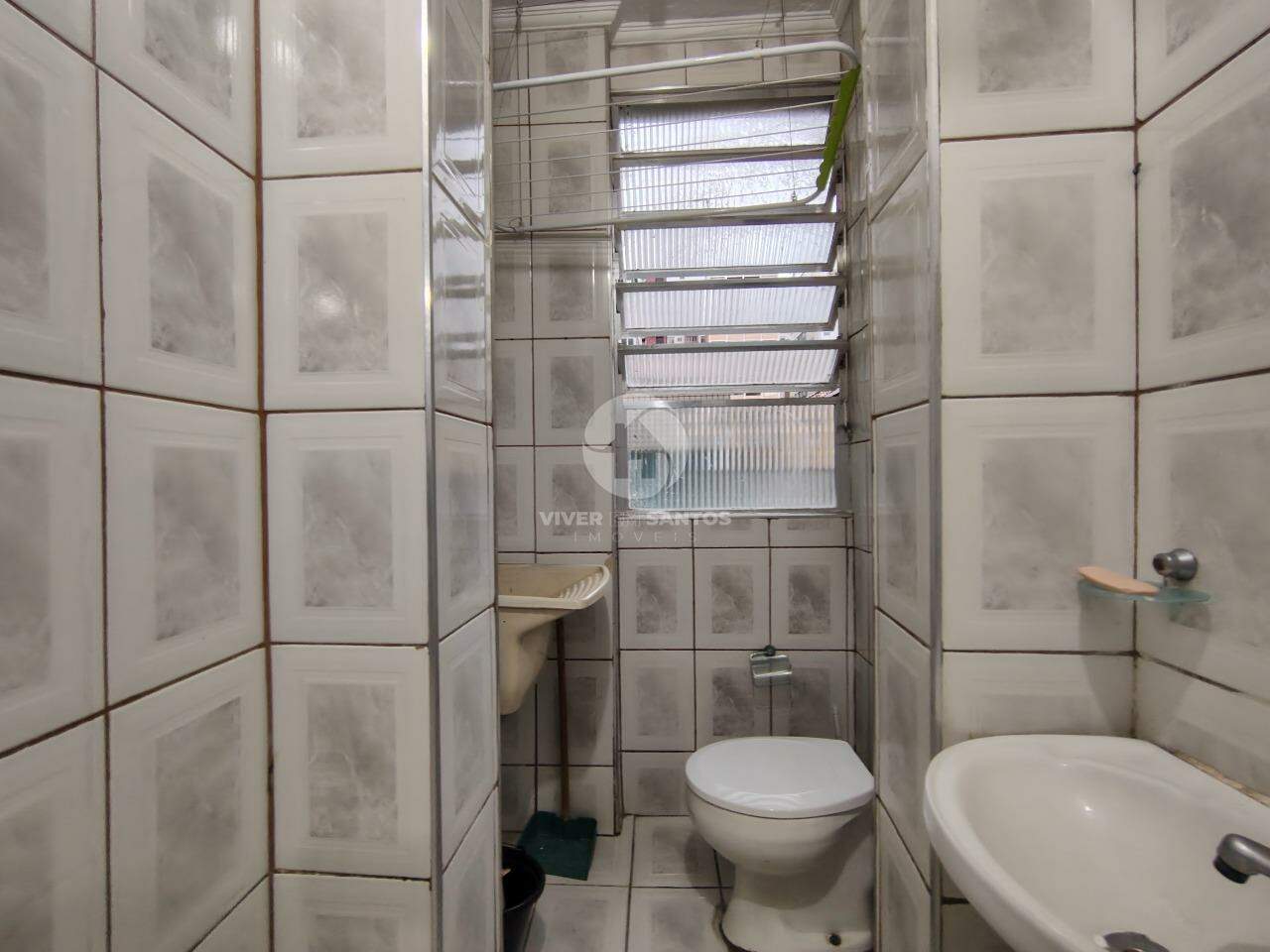 Sala living, condomínio frente á Praia e Portaria 24 Horas no Pompéia - Santos SP em Pompéia, Santos — foto 14