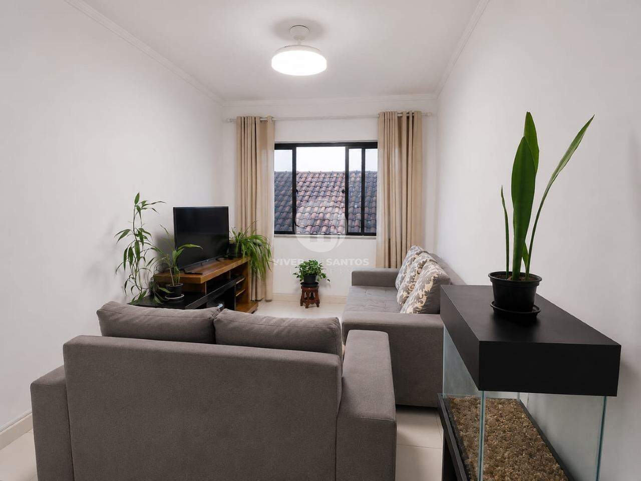 Apartamento 2 Dormitórios, Reformado e 1 Vaga no Campo Grande - Santos SP em Campo Grande, Santos — foto 4