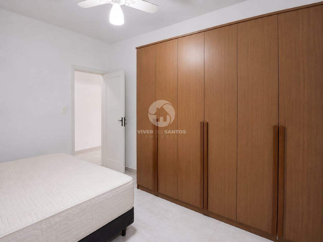 Apartamento 2 Dormitórios, Reformado e 1 Vaga no Campo Grande - Santos SP em Campo Grande, Santos — foto 6