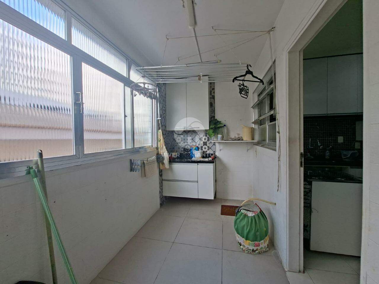 Apartamento 2 Dormitórios, Dependência Completa e Mobiliado no Marapé - Santos SP em Marapé, Santos — foto 18