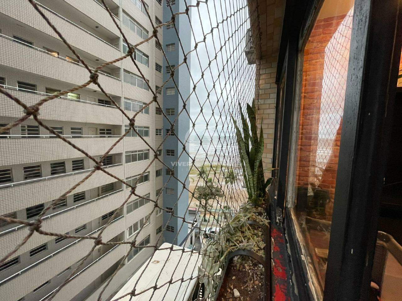 Apartamento 2 Dormitórios, 2 Vagas, Pé na Areia e Vista Mar - Santos SP em José Menino, Santos — foto 4