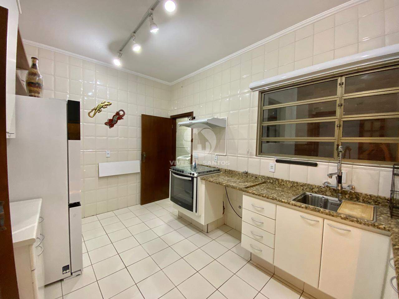 Casa Sobreposta Baixa 3 Dormitórios, Piscina e Churrasqueira no Campo Grande - Santos SP em Campo Grande, Santos — foto 22