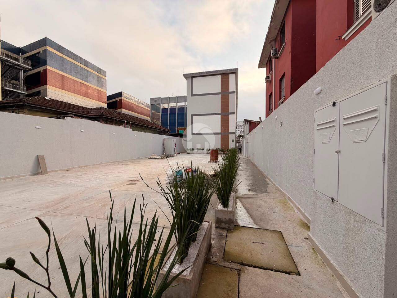 Apartamento Térreo 2 Dormitórios, Elevador e Churrasqueira no Macuco - Santos SP em Macuco, Santos — foto 13
