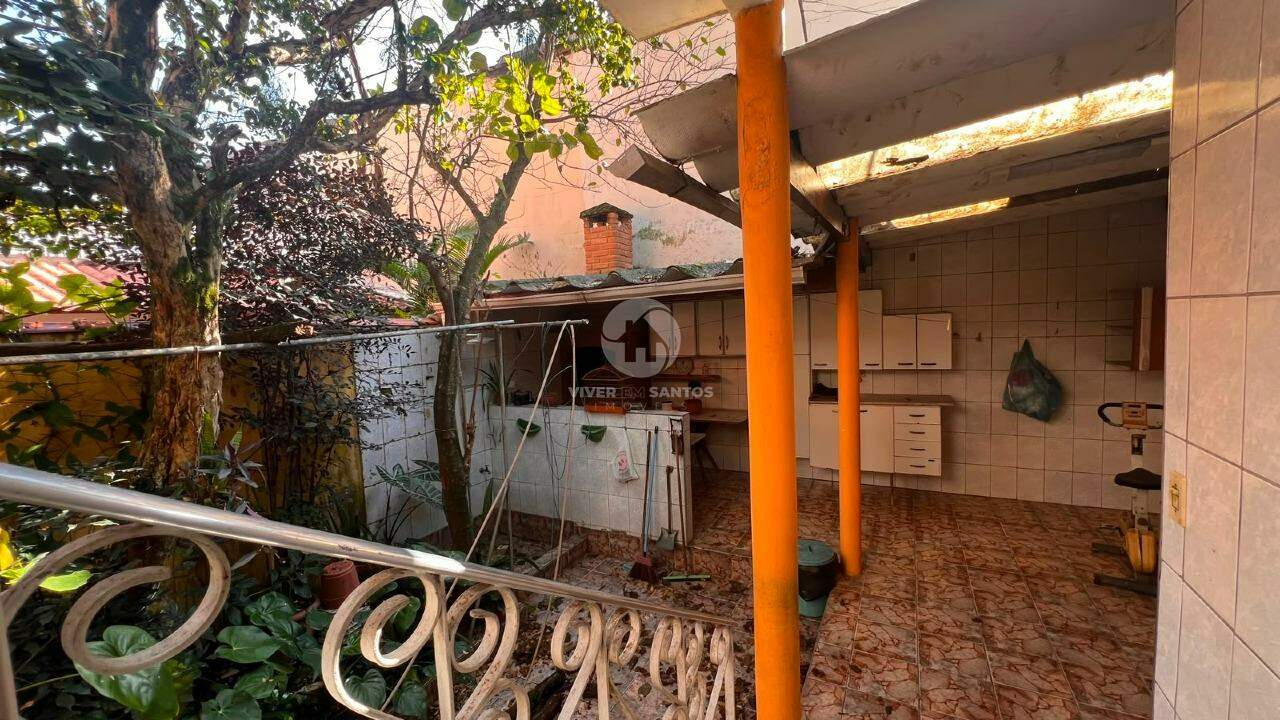Sobrado 3 Dormitórios, 1 Vaga e 3 Quadras da Praia na Pompéia - Santos SP em Pompéia, Santos — foto 9