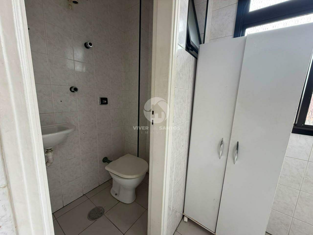 Apartamento 2 Dormitórios, 1 Vaga Demarcada no Marapé - Santos SP em Marapé, Santos — foto 8
