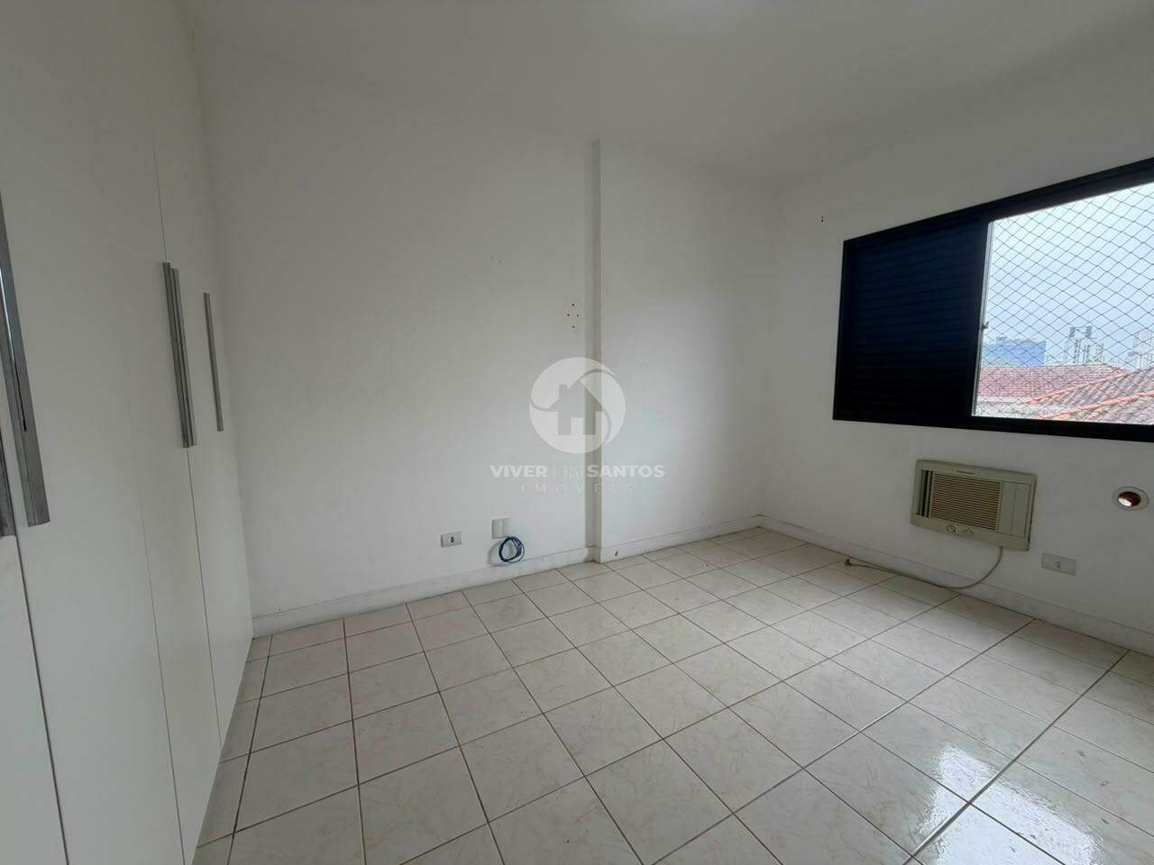 Apartamento 2 Dormitórios, 1 Vaga Demarcada no Marapé - Santos SP em Marapé, Santos — foto 13