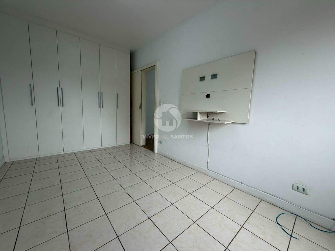 Apartamento 2 Dormitórios, 1 Vaga Demarcada no Marapé - Santos SP em Marapé, Santos — foto 11