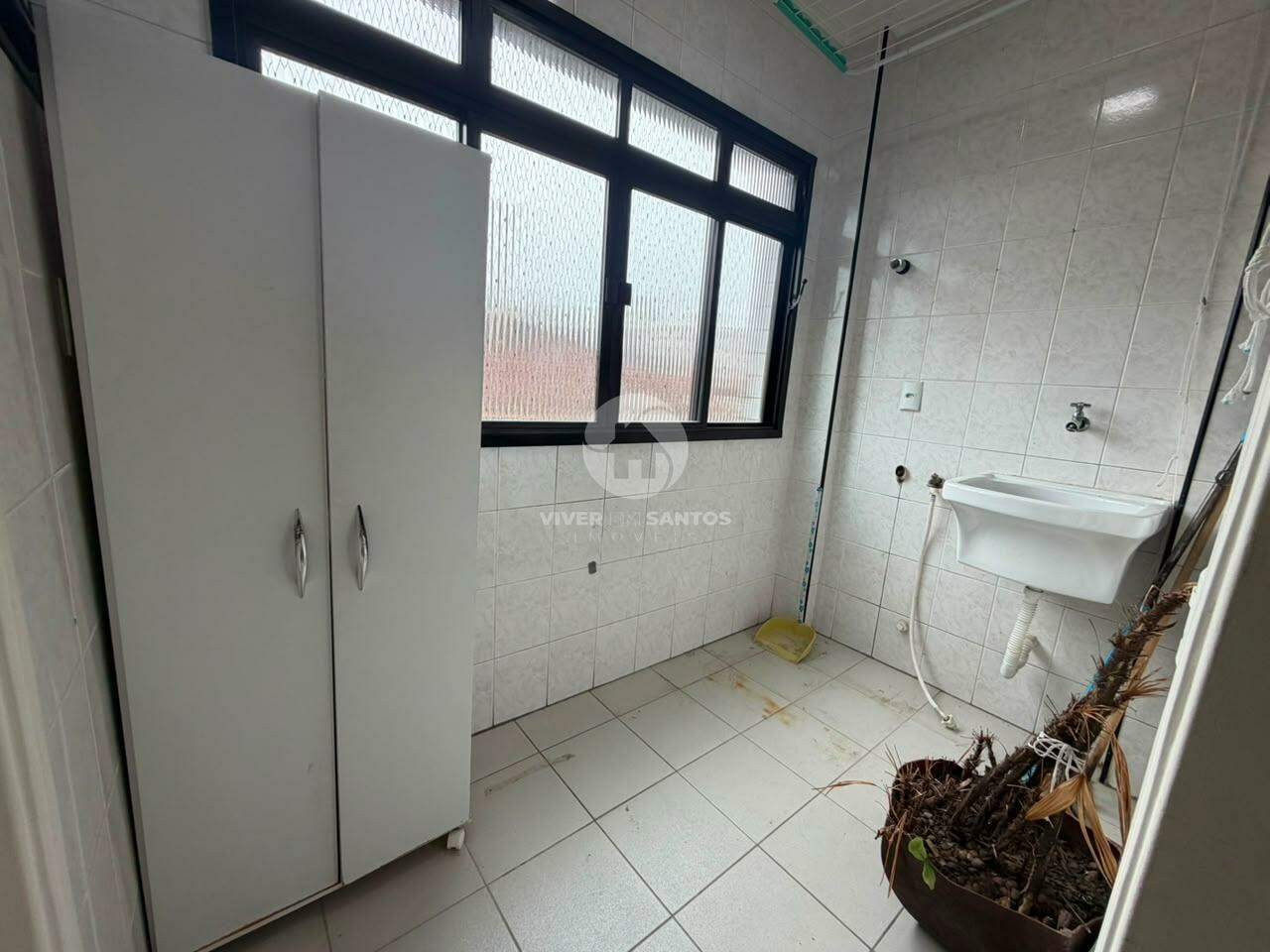 Apartamento 2 Dormitórios, 1 Vaga Demarcada no Marapé - Santos SP em Marapé, Santos — foto 7