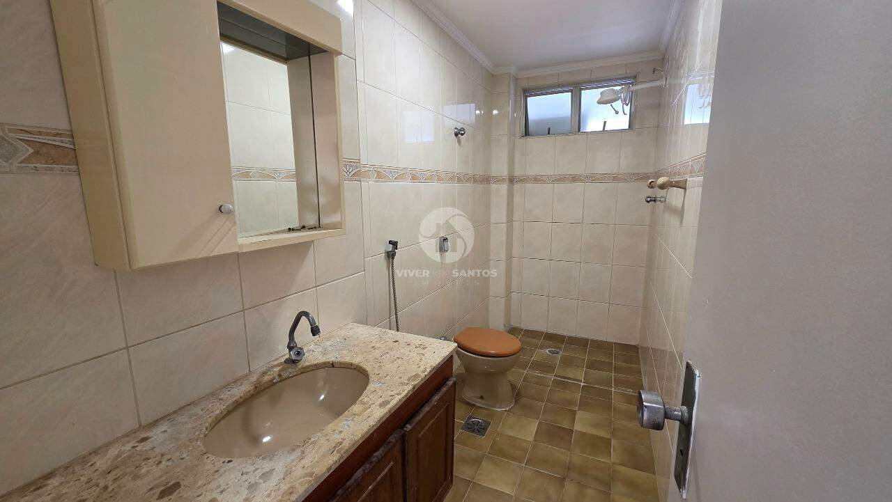 Apartamento dois quartos, dependência e vaga no coração do Boqueirão em Boqueirão, Santos — foto 4