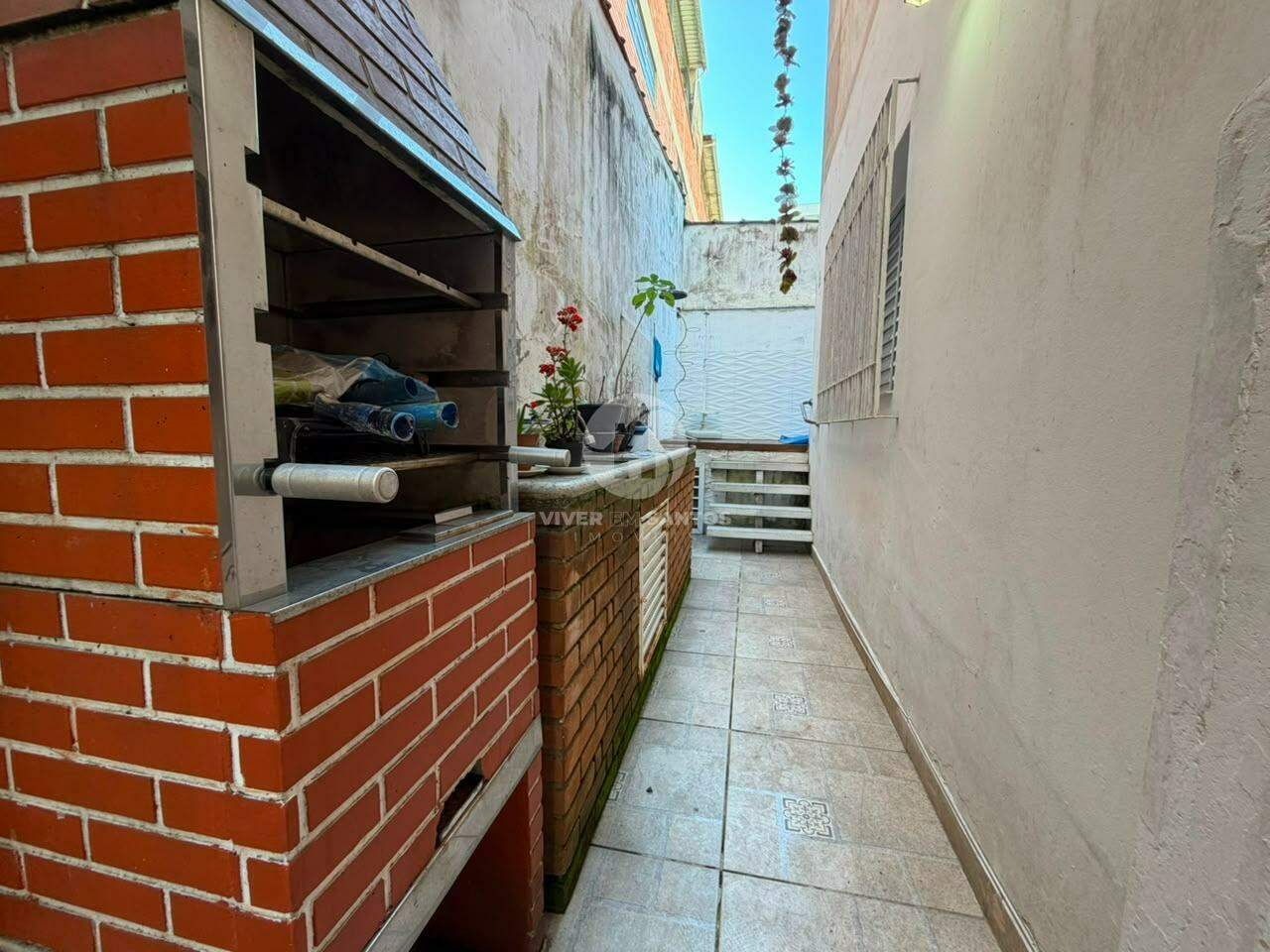 Casa à venda em Santos com piscina, churrasqueira e 3 dormitórios na Aparecida em Aparecida, Santos — foto 2