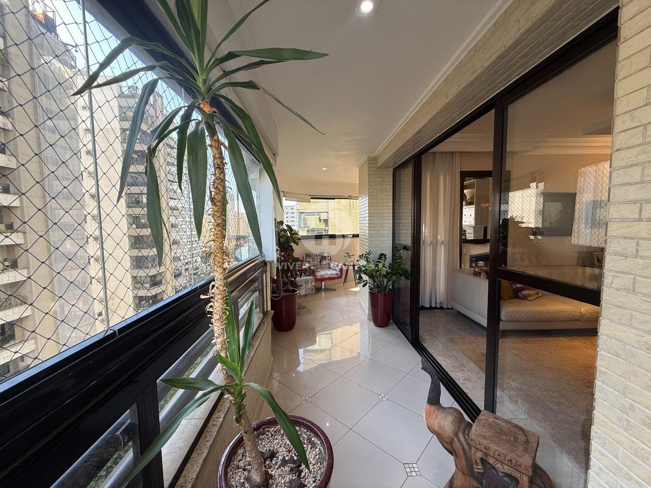 Apartamento à venda na Vila Rica, Santos/SP | Frente, 4 suítes, varanda gourmet e 3 vagas em Boqueirão, Santos — foto 2