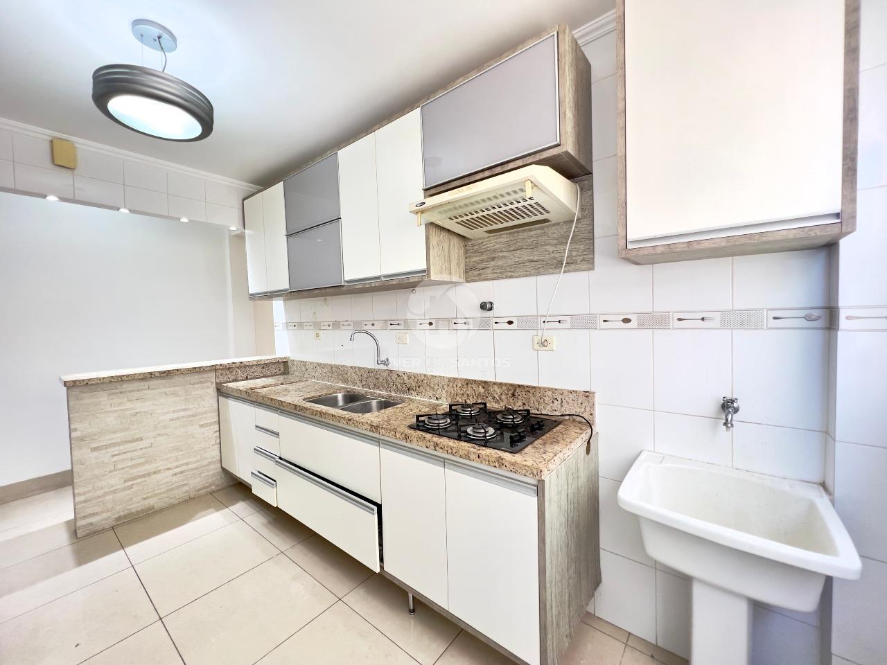 Apartamento varanda de frente reformado 2 quartos, na quadra da praia no Boqueirão - Santos em Boqueirão, Santos — foto 15