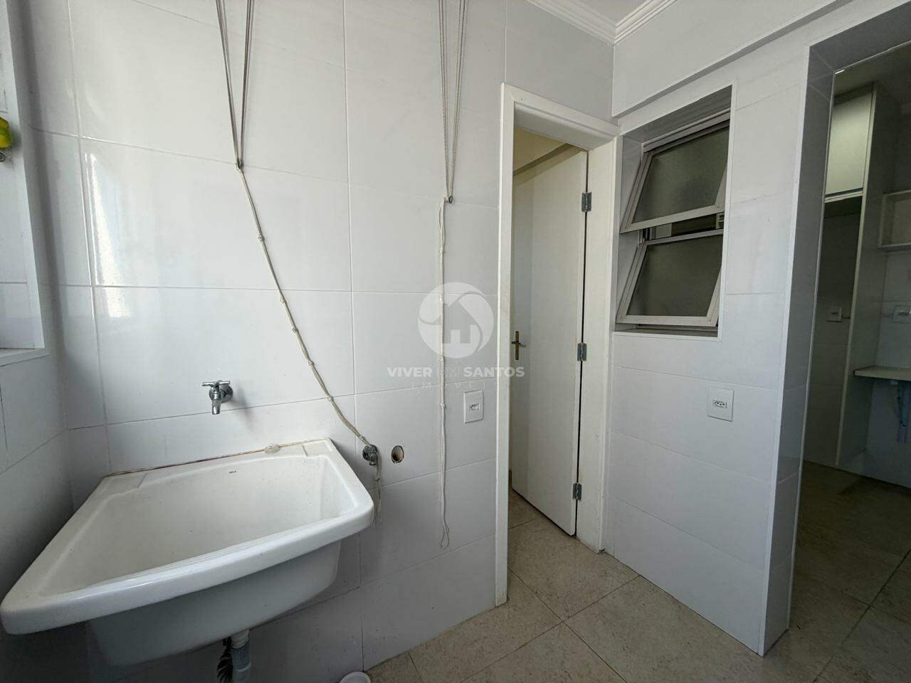 Apartamento 2 Dormitórios, 1 Vaga e Vista Permanente para o Mar no Embaré - Santos/SP em Embaré, Santos — foto 24