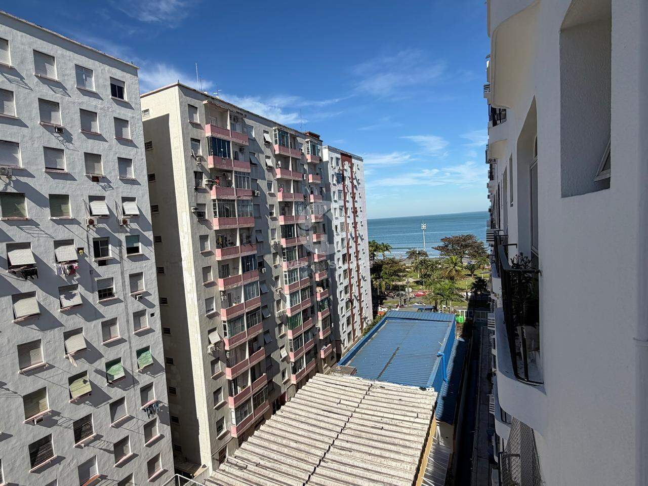 Apartamento 2 Dormitórios, 1 Vaga e Vista Permanente para o Mar no Embaré - Santos/SP em Embaré, Santos — foto 6