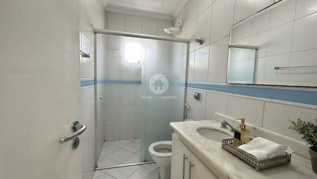 Casa Sobreposta Baixa 3 Suítes, 2 Vagas, Piscina e Churrasqueira no Campo Grande - Santos SP em Campo Grande, Santos — foto 13
