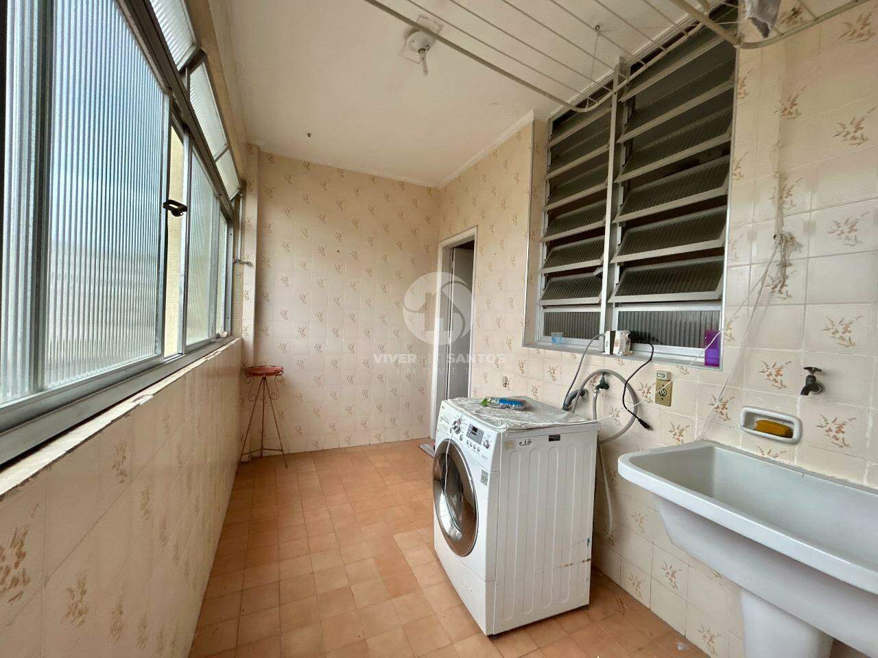 Apartamento 2 Dormitórios, 1 Vaga, Vista Livre e Potencial para Reforma na Ponta da Praia - Santos SP em Ponta da Praia, Santos — foto 7