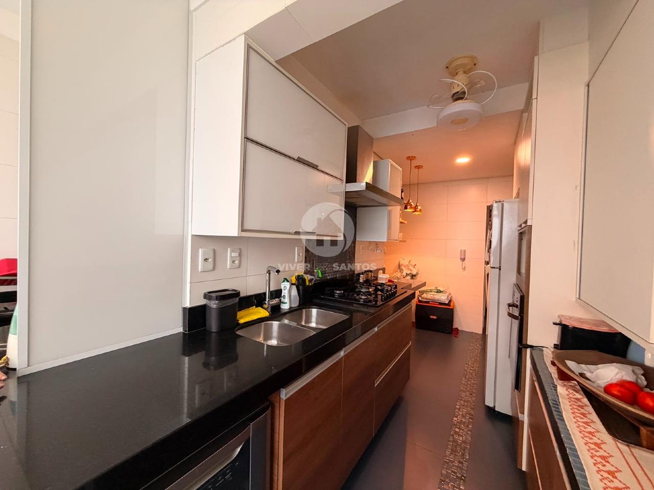Apartamento 2 Dormitórios, Reformado e Quadra da Praia no Boqueirão - Santos SP em Boqueirão, Santos — foto 5