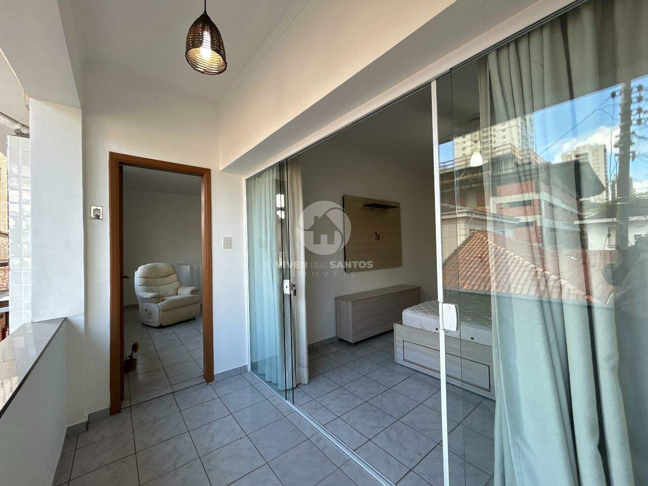 Casa Sobreposta em Condomínio 2 Dormitórios, Pronta para Morar no Embaré - Santos SP em Embaré, Santos — foto 2