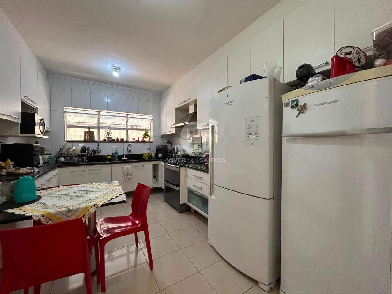 Sobrado Isolado, 4 Dormitórios, 3 Suítes, Piscina e Amplo Quintal na Vila Belmiro – Santos/SP em Vila Belmiro, Santos — foto 11