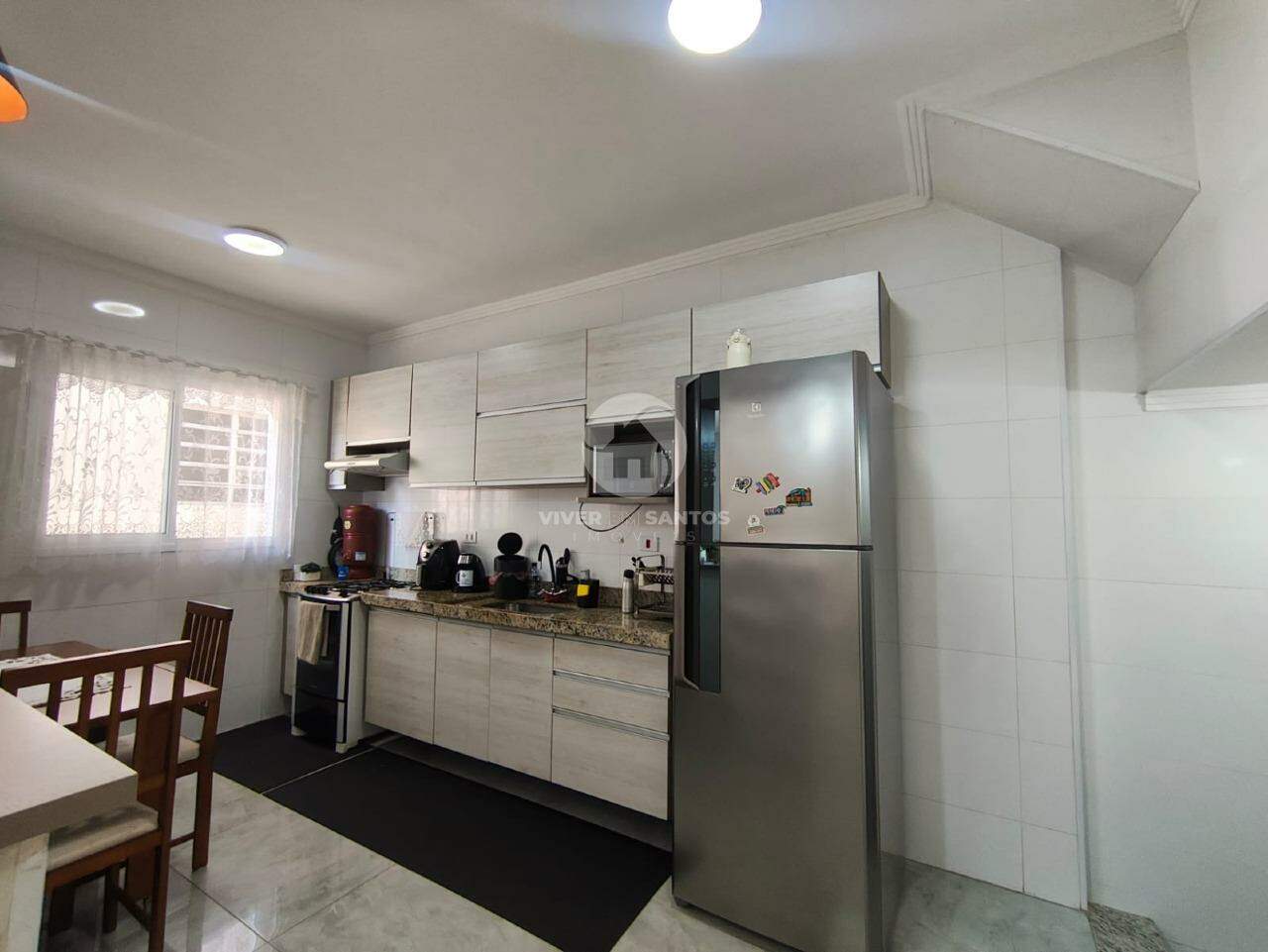 Sobrado em Village 2 Suítes, 2 Vagas e Excelente Localização no Campo Grande - Santos SP em Campo Grande, Santos — foto 7