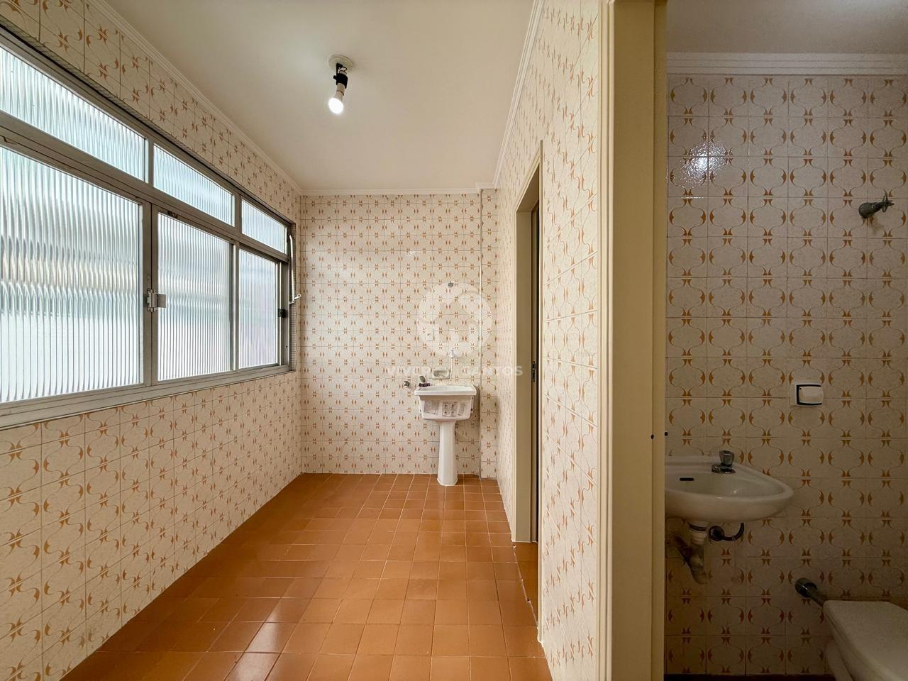Apartamento 2 Dormitórios, Vaga Demarcada e Dependência no Gonzaga – Santos/SP em Gonzaga, Santos — foto 13