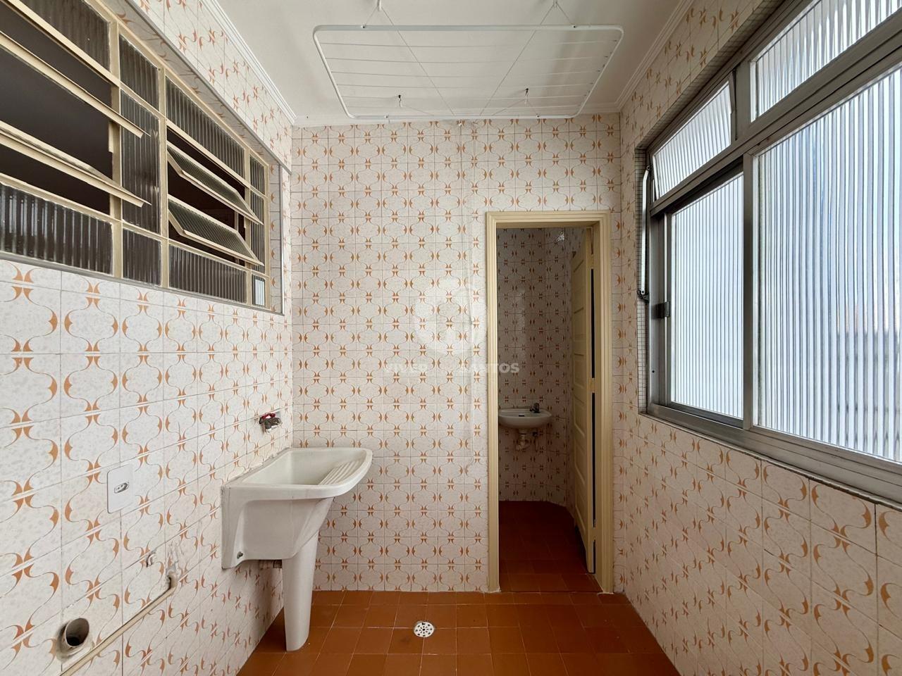 Apartamento 2 Dormitórios, Vaga Demarcada e Elevador no Gonzaga – Santos/SP em Gonzaga, Santos — foto 15