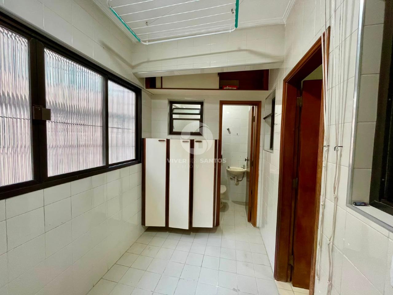 Apartamento 3 Dormitórios, Sacada e Vaga Demarcada no Embaré – Santos/SP em Embaré, Santos — foto 19