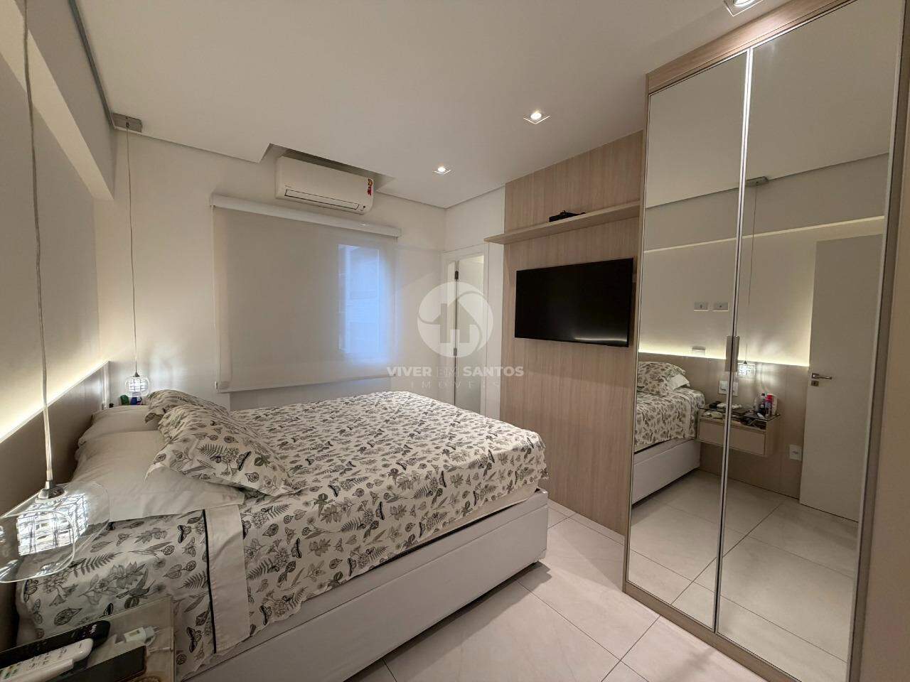 Apartamento 2 Dormitórios, Suíte, Vaga Demarcada na Quadra da Praia na Ponta da Praia – Santos/SP em Ponta da Praia, Santos — foto 6