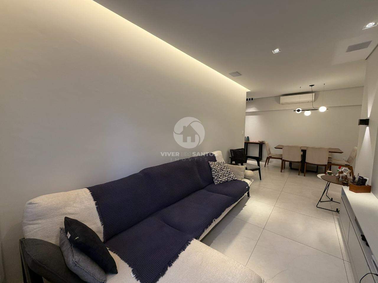 Apartamento 2 Dormitórios, Suíte, Vaga Demarcada na Quadra da Praia na Ponta da Praia – Santos/SP em Ponta da Praia, Santos — foto 4