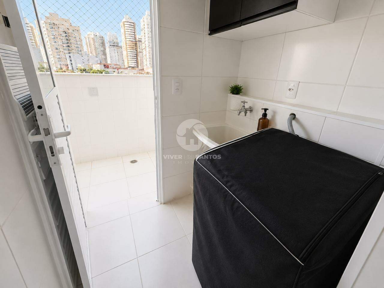 Apartamento 2 Dormitórios, Suíte, Varanda e Vaga Demarcada no Campo Grande – Santos/SP em Campo Grande, Santos — foto 5