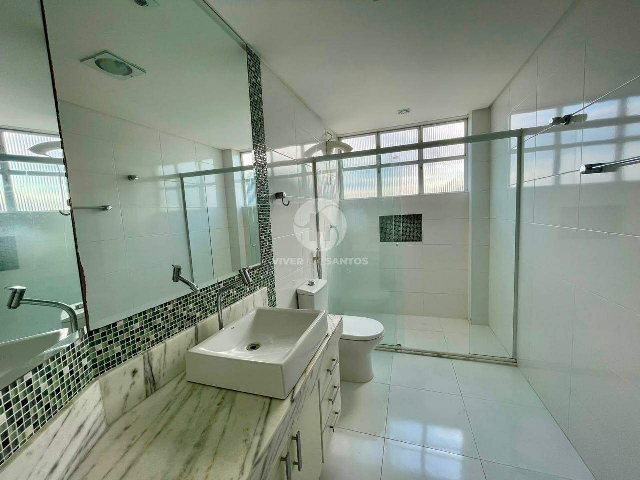 Apartamento Frente Mar, 3 Dormitórios, Suíte e 2 Vagas – Santos/SP em José Menino, Santos — foto 9
