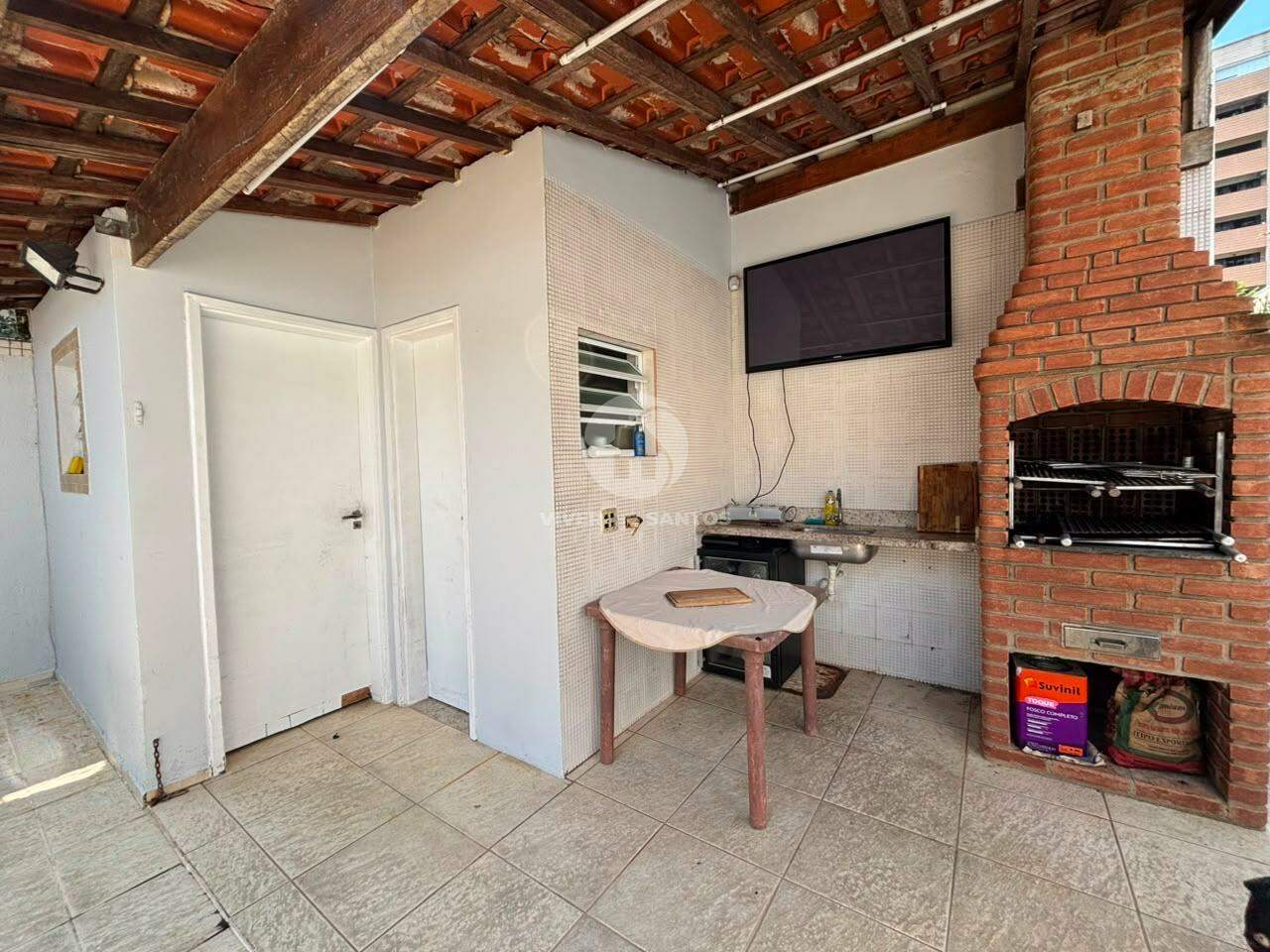 Casa Sobreposta Baixa, 4 Dormitórios, 2 Suítes e Piscina na Vila Mathias – Santos/SP em Vila Mathias, Santos — foto 6