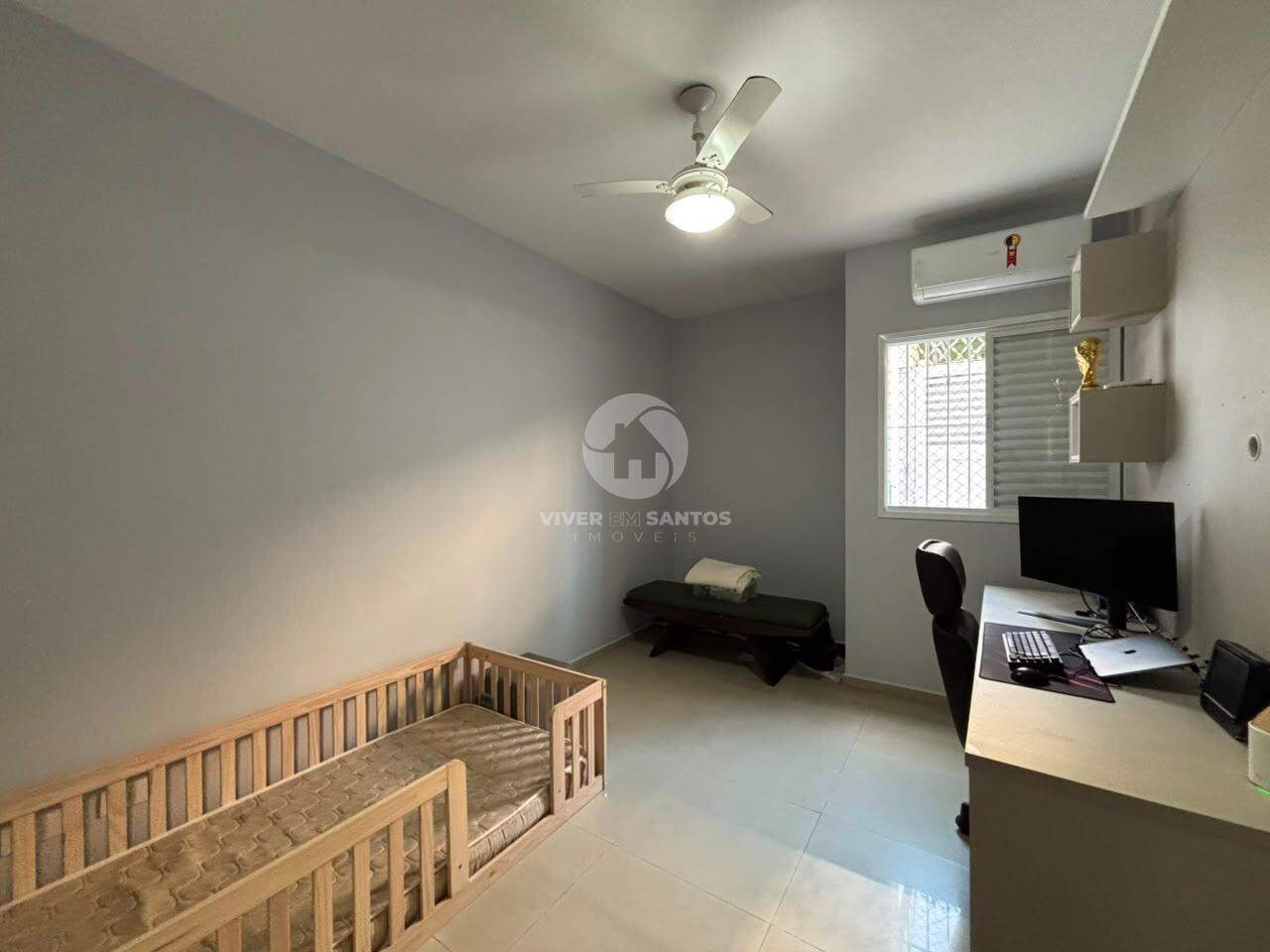 Casa Sobreposta Baixa, 4 Dormitórios, 2 Suítes e Piscina na Vila Mathias – Santos/SP em Vila Mathias, Santos — foto 18