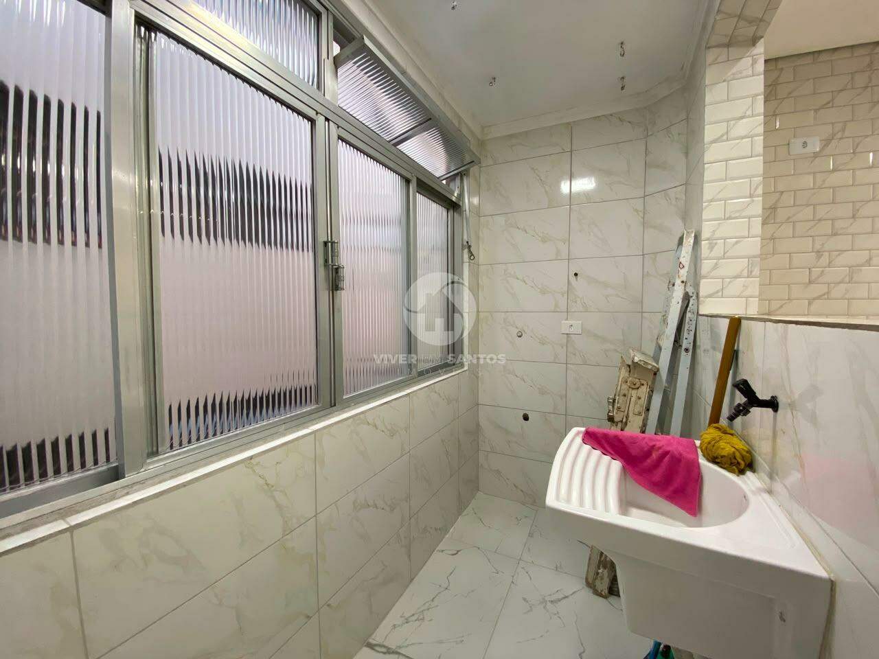 Apartamento Reformado, 2 Dormitórios, Suíte, Vista Livre e Vaga no Marapé – Santos/SP em Marapé, Santos — foto 13