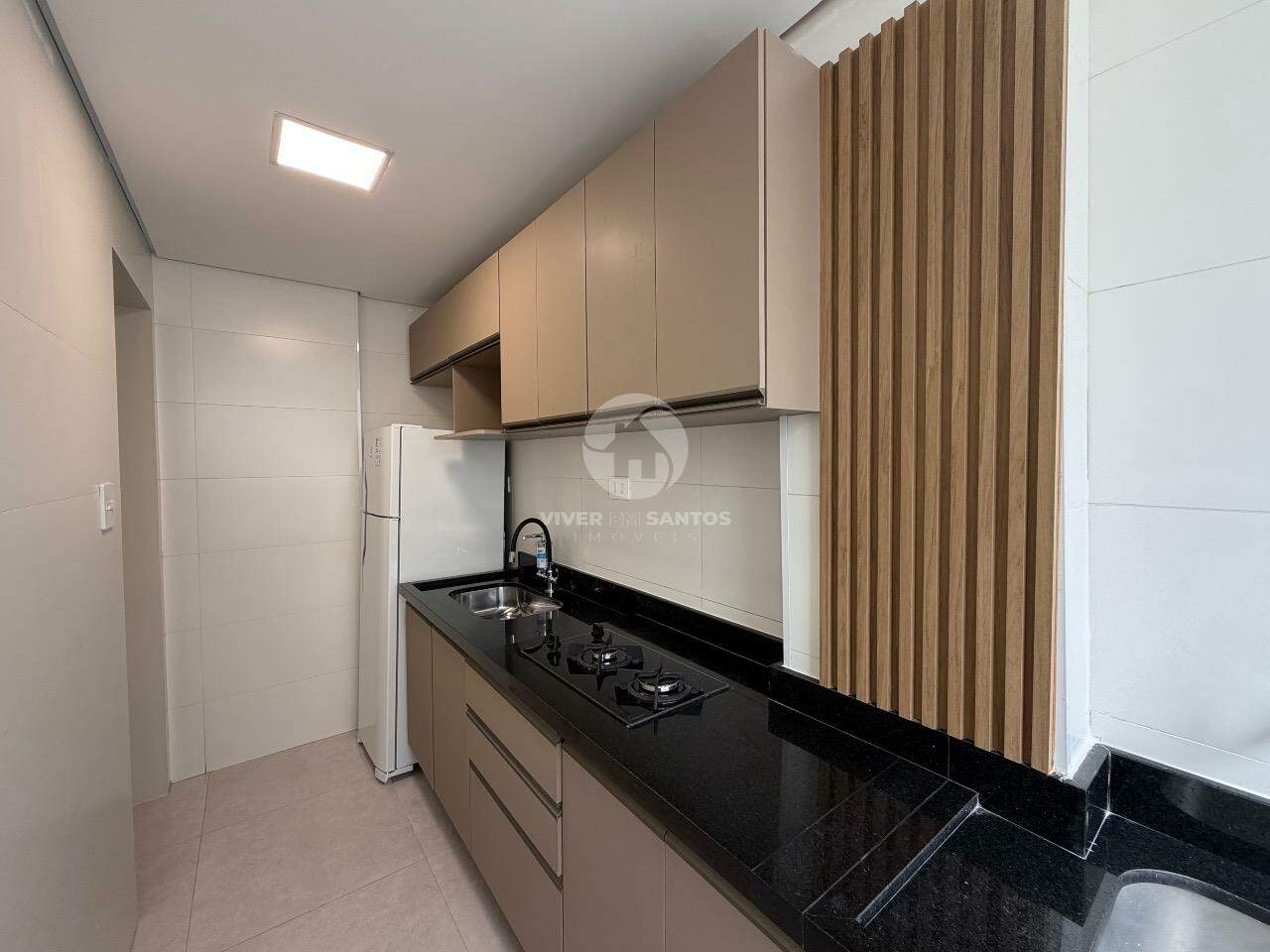 Apartamento Reformado, 2 Dormitórios em Prédio Frente Mar na Aparecida – Santos/SP em Aparecida, Santos — foto 13