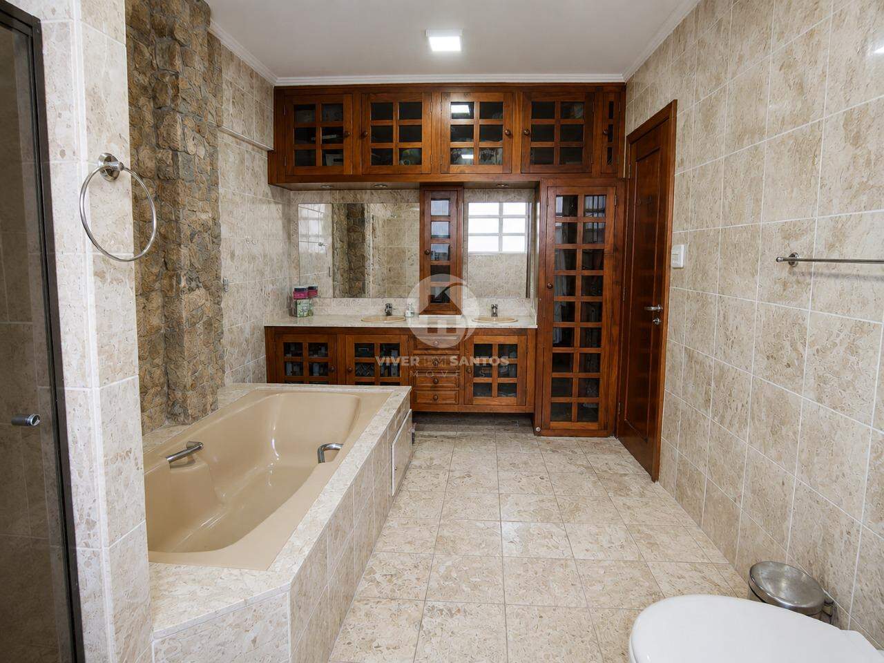 Apartamento 3 Dormitórios, 2 Suítes, Elevador Privativo e Vaga na Ponta da Praia – Santos/SP em Ponta da Praia, Santos — foto 15