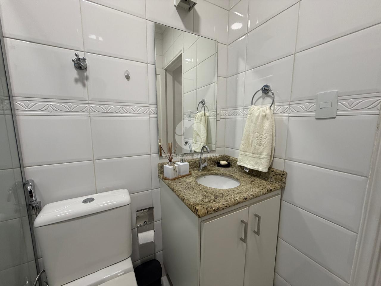 LINDO IMOVEL 2 DORMITORIOS TODO REFORMADO em Boqueirão, Santos — foto 15