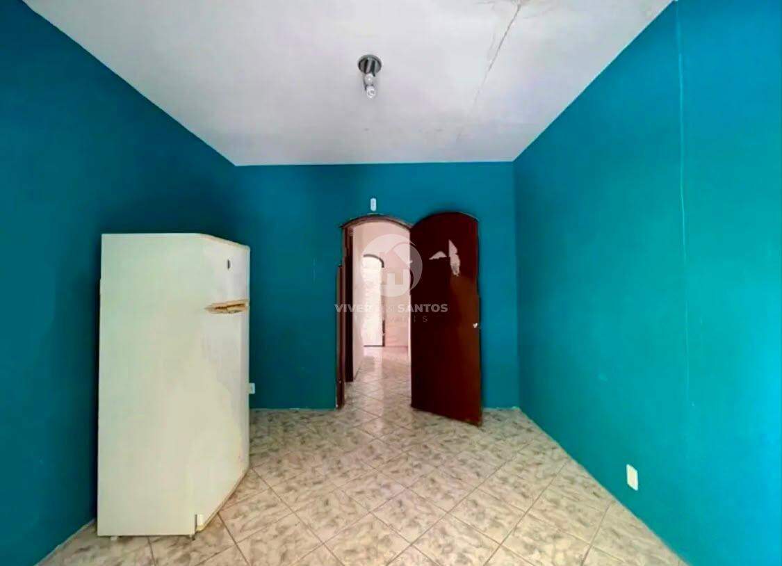 Oportunidade Rara na Pompéia: Sobrado Espaçoso a 1 Quadra da Praia em Pompéia, Santos — foto 13